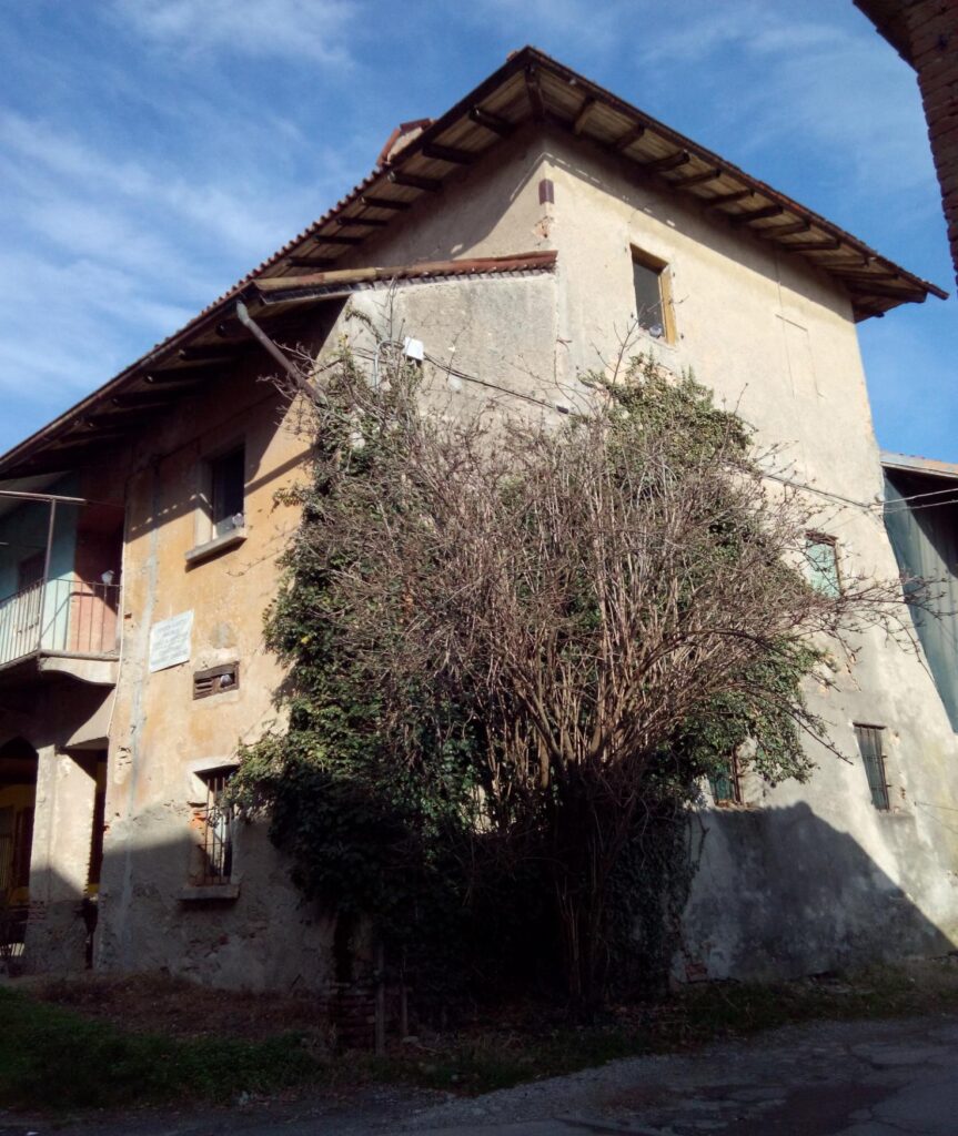 Luigi Minuti, torri medievali, torri Colnago, torri Busnago, torre dei passeri, villa Sandroni, rito patriarchino, ecomuseo Adda di Leonardo, circuito torri Cornago Busnago, pieve di Pontirolo, corte dei Noccioli, torre dei germani, famiglia Vimercati, via carotte, cornate, bonate sotto, Basilica Santa Giulia