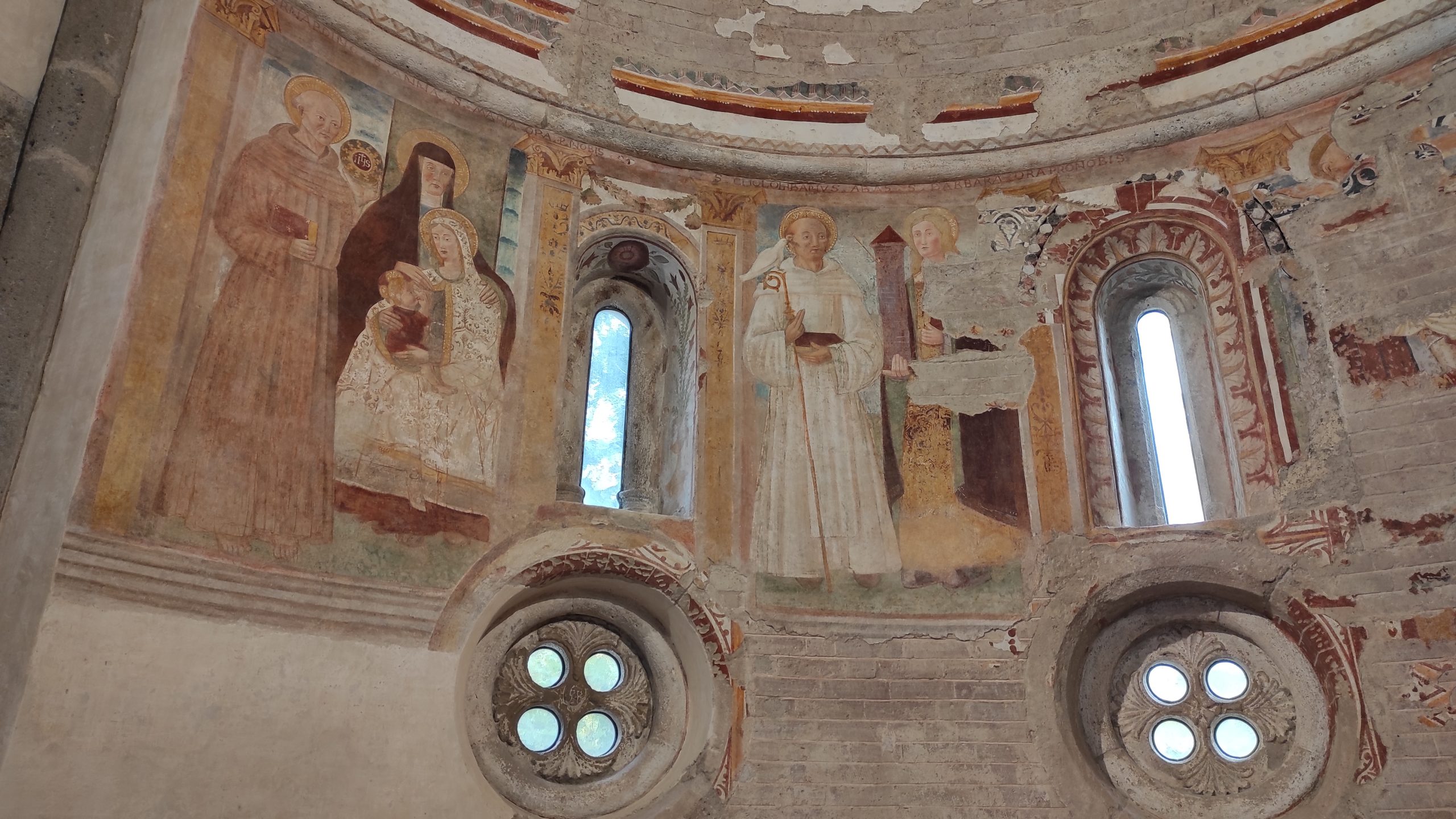 Affreschi sull'abside della chiesa di San Colombano a Vaprio d'Adda